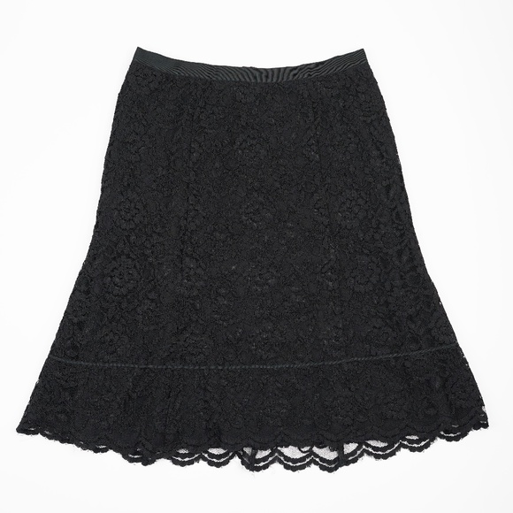 OLD NAVY Size 6 Black Lace A Line Skirt - Picture 1 of 3